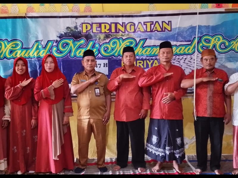 “Meneladani Akhlak Rasulullah SAW, Membangun Generasi Berkarakter, Peringatan Maulid di SDN 6 Kayumas”